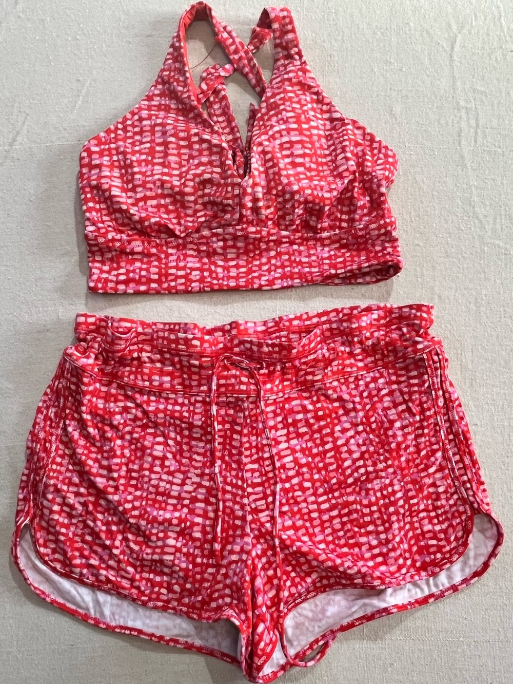 Athleta Sporty Plunge Bikini Top M & Surge Swim Shorts L Set, Hudson Red, NWOT
